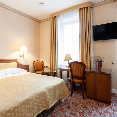 Story Inn Self Check-In Hotel Вилнюс Екстериор снимка